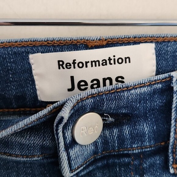 Classic Blue Women's Jeans - Picture 4 of 5